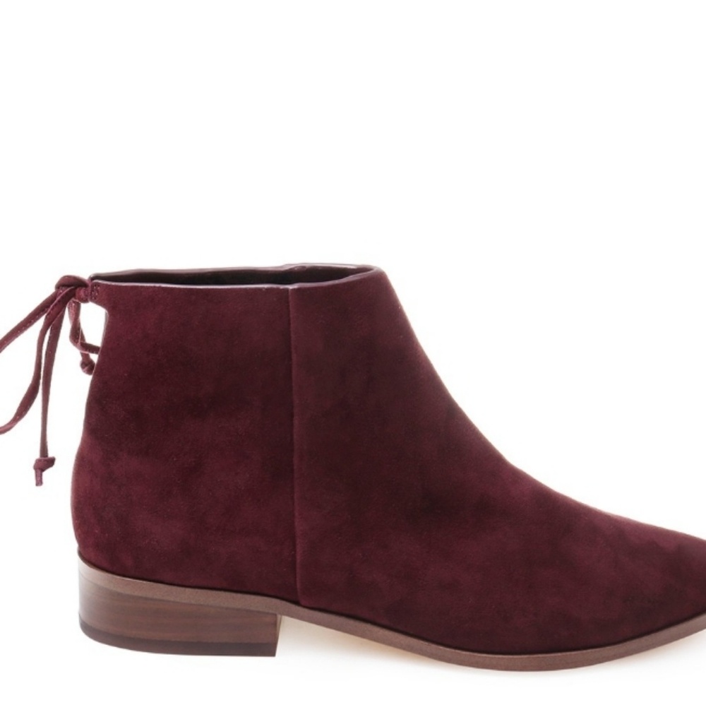 Plum suede bootis💜Like new condition